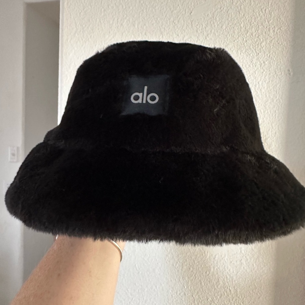 ALO Yoga Black Faux Fur Bucket Hat